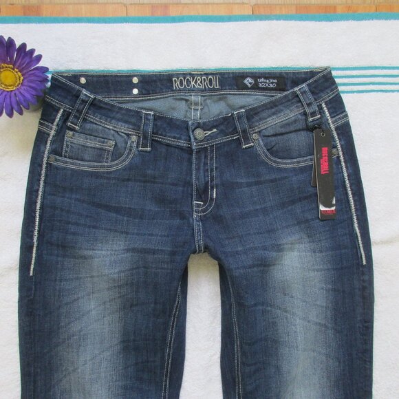 New ROCK & ROLL Cowgirl Jeans Size 32 x 30 Low Rise Boot Cut Denim - Picture 7 of 13